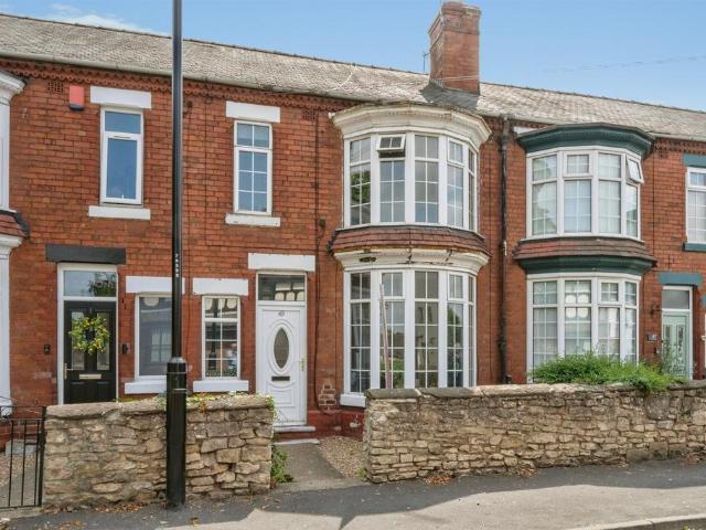 3 bedroom terraced house for sale