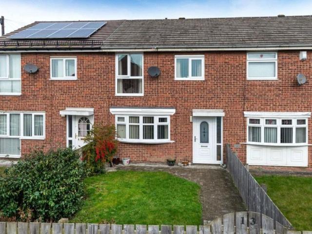 3 bedroom terraced house for sale