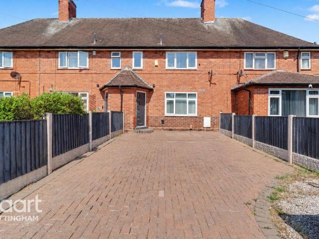 3 bedroom terraced house for sale