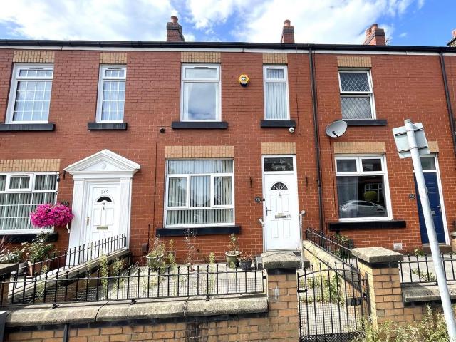 3 bedroom terraced house for sale