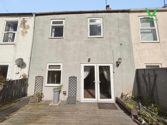 3 bedroom terraced house for sale