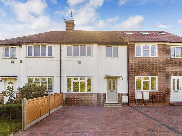 3 bedroom terraced house for sale