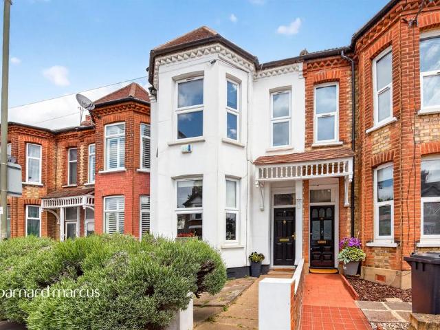3 bedroom terraced house for sale