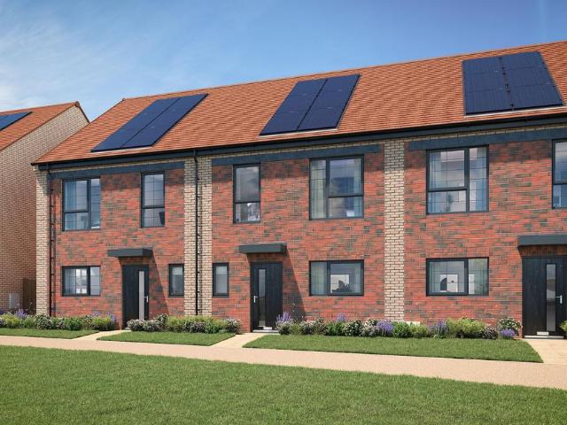 3 bedroom terraced house for sale