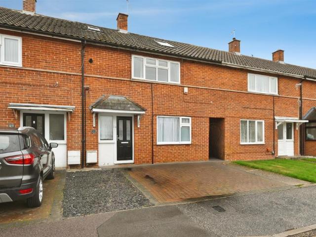 3 bedroom terraced house for sale