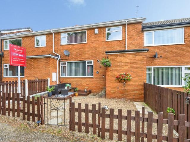 3 bedroom terraced house for sale