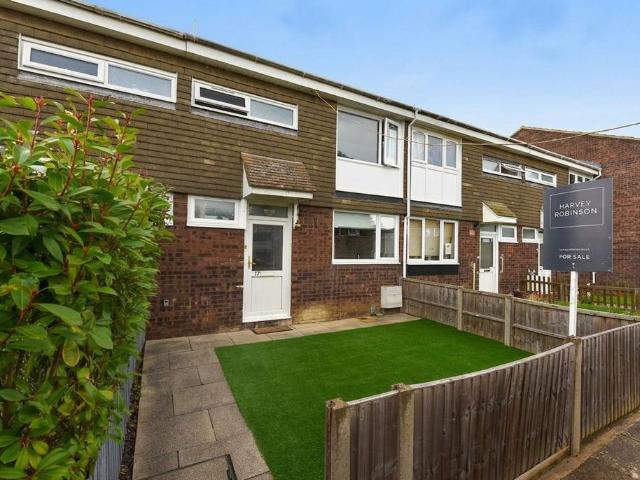 3 bedroom terraced house for sale