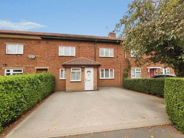 3 bedroom terraced house for sale