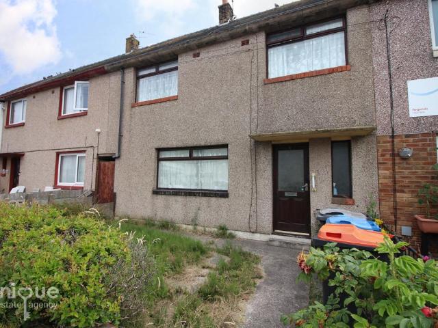 3 bedroom terraced house for sale