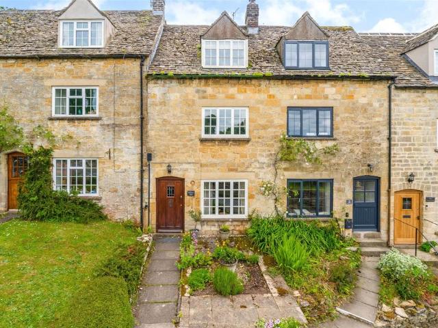 3 bedroom terraced house for sale