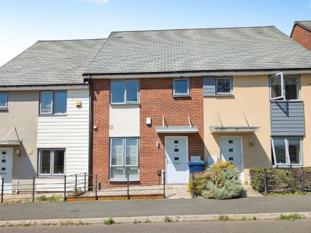 3 bedroom terraced house for sale