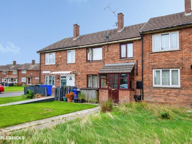 3 bedroom terraced house for sale