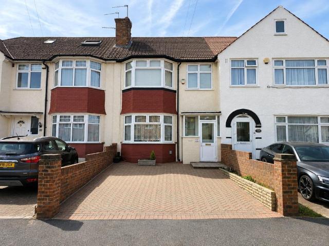 3 bedroom terraced house for sale