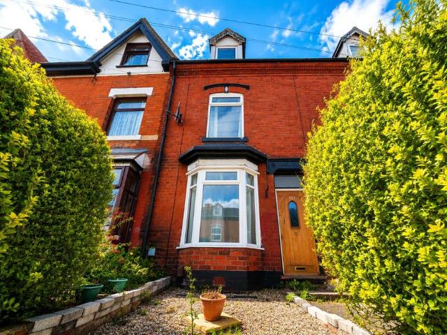 3 bedroom terraced house for sale