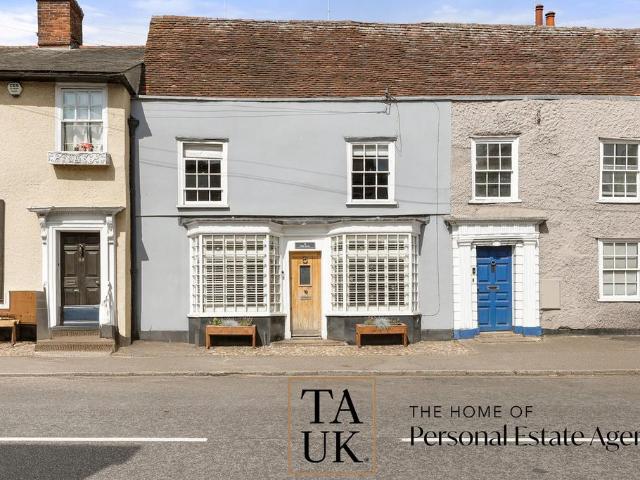 3 bedroom terraced house for sale
