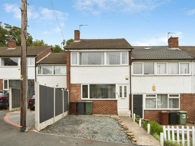 3 bedroom terraced house for sale