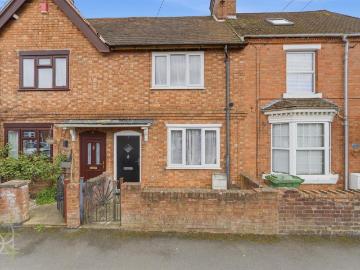 House for sale in Burhill - Garden, Equipped kitchen