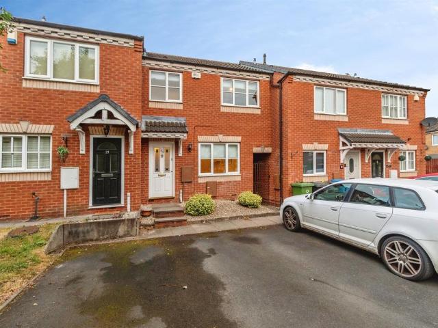 3 bedroom terraced house for sale