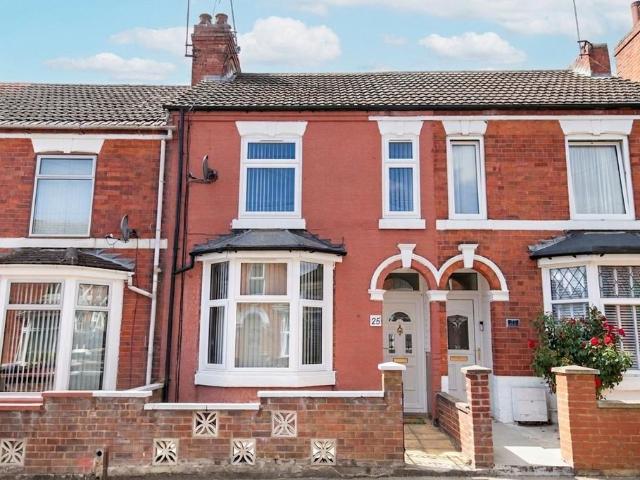 3 bedroom terraced house for sale