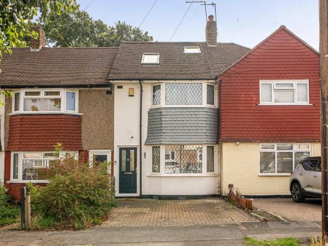 3 bedroom terraced house for sale