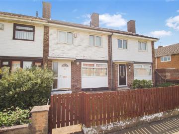 3 bedroom terraced house for sale