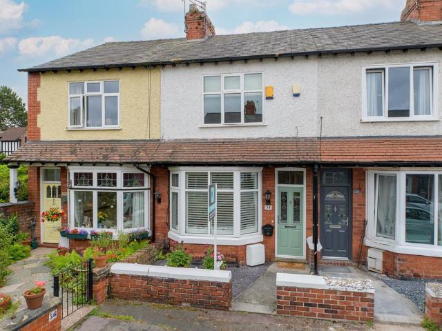 3 bedroom terraced house for sale