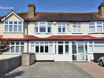 3 bedroom terraced house for sale