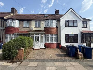 3 bedroom terraced house for sale