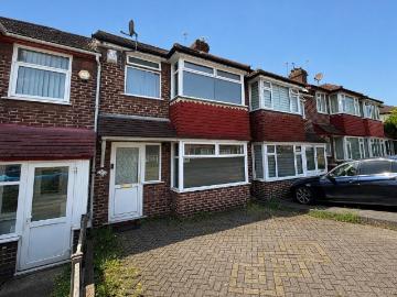 3 bedroom terraced house for sale