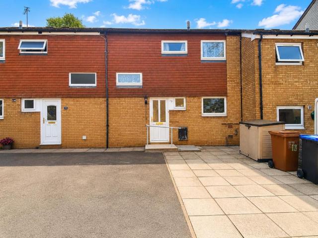 3 bedroom terraced house for sale
