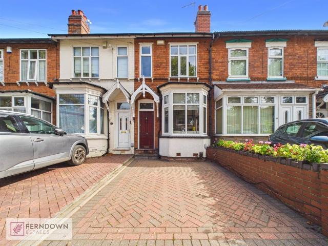 3 bedroom terraced house for sale