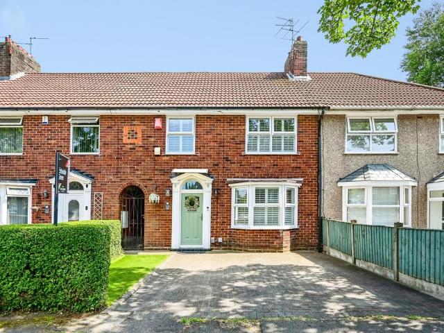 3 bedroom terraced house for sale