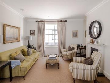 Mayfair, London, Greater London - Equipped kitchen