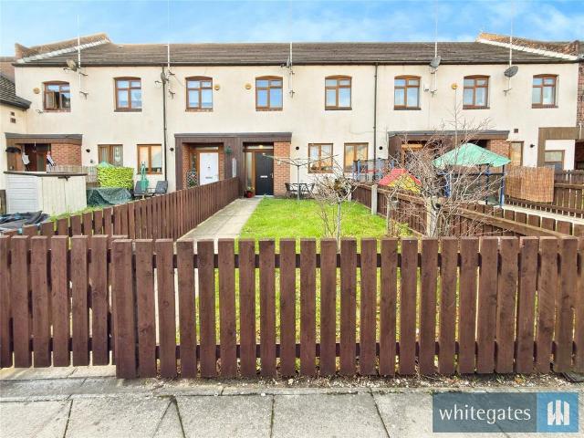 3 bedroom terraced house for sale