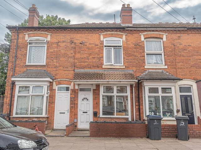 3 bedroom terraced house for sale