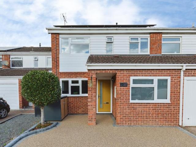 3 bedroom terraced house for sale