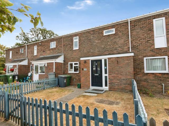 3 bedroom terraced house for sale