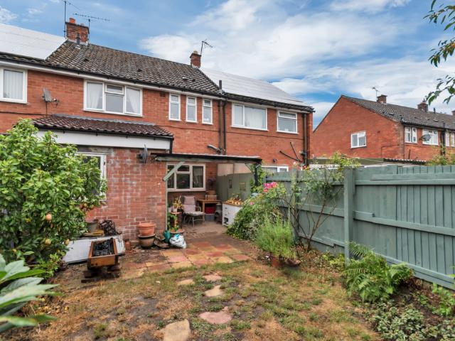 3 bedroom terraced house for sale