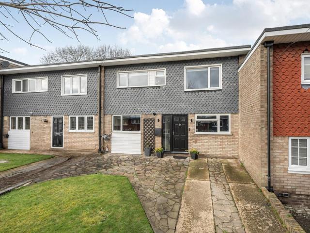 3 bedroom terraced house for sale
