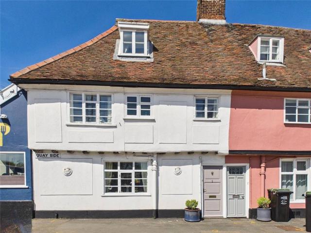 3 bedroom terraced house for sale