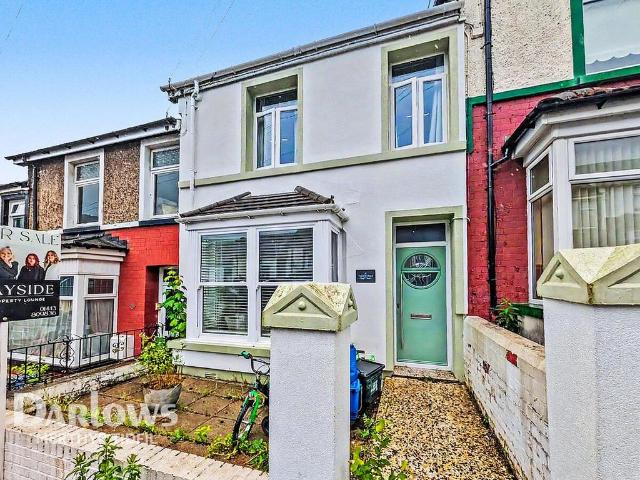 3 bedroom terraced house for sale