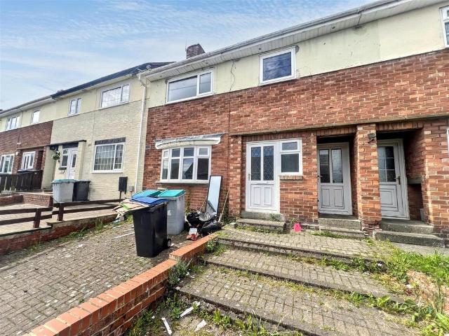 3 bedroom terraced house for sale