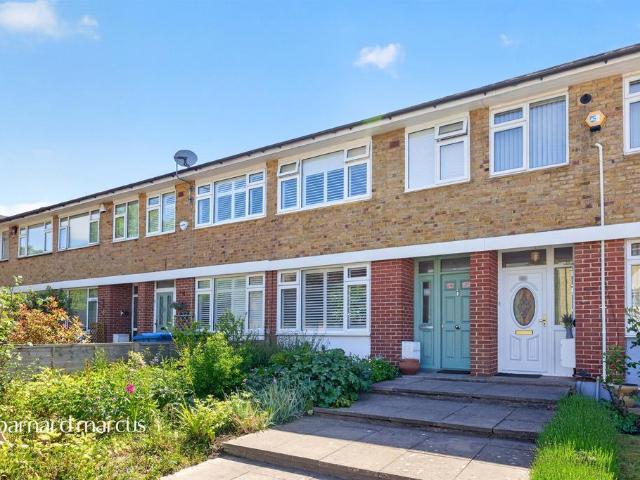 3 bedroom terraced house for sale