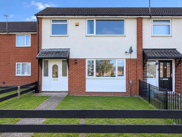 3 bedroom terraced house for sale