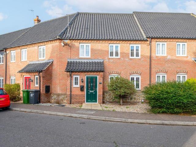 3 bedroom terraced house for sale