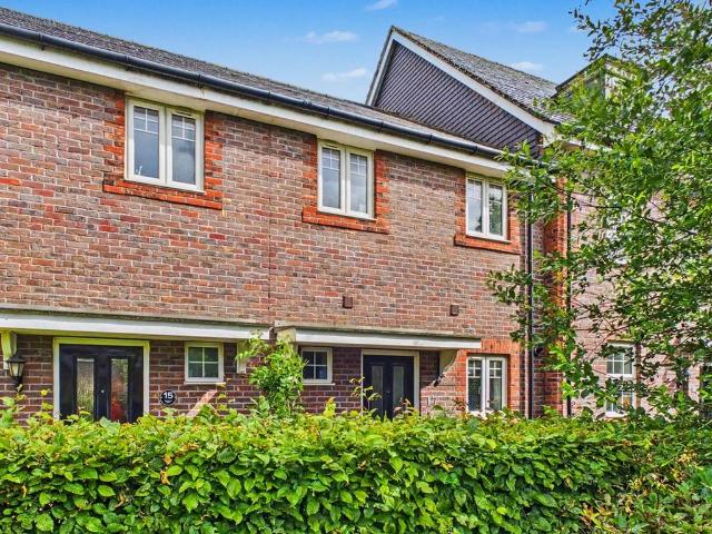 3 bedroom terraced house for sale