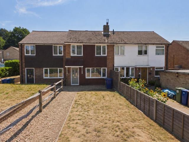 3 bedroom terraced house for sale