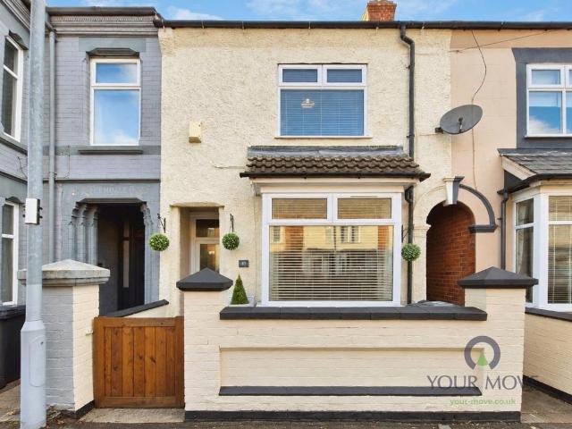 3 bedroom terraced house for sale