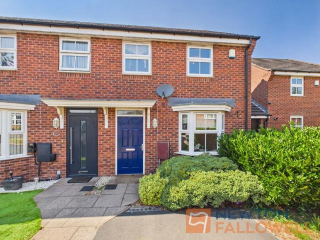 3 bedroom terraced house for sale