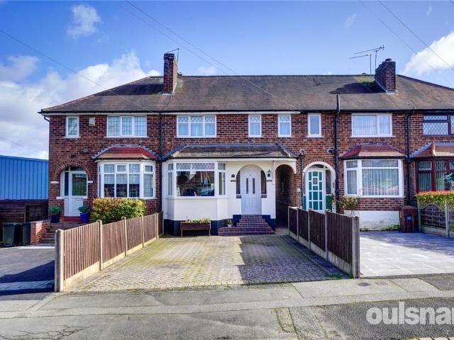 3 bedroom terraced house for sale